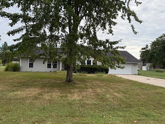 2nd image of 504 Coventry Rd