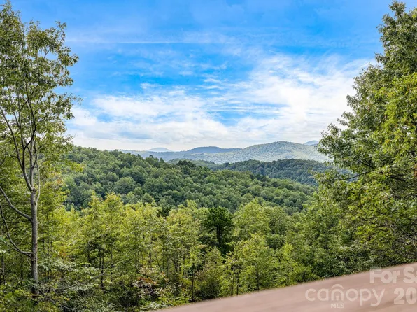 55 Glade Ln, Black Mountain, NC 28711