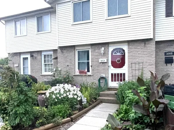 3070 Empire Pl, Niagara Falls, ON L2J 3L8
