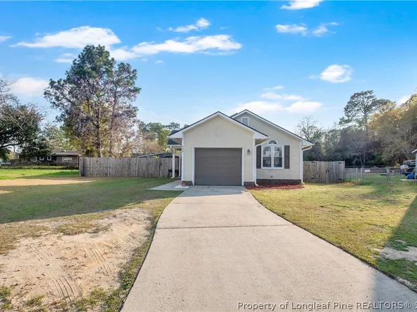 629 Winthrop Ct, Fayetteville, NC 28311