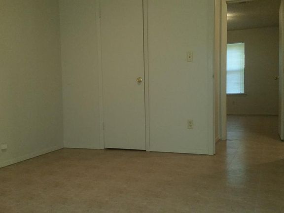 5th image of 701 Allendale Dr