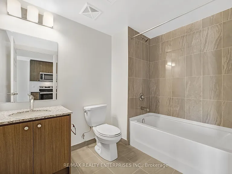 1415 Dundas St E #511 — Photo 15