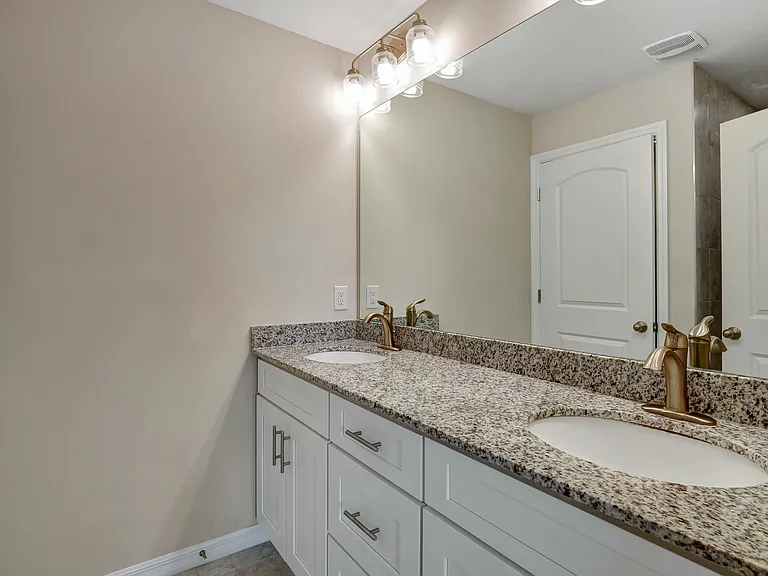 1741 Diplomat Pkwy W — Photo 22