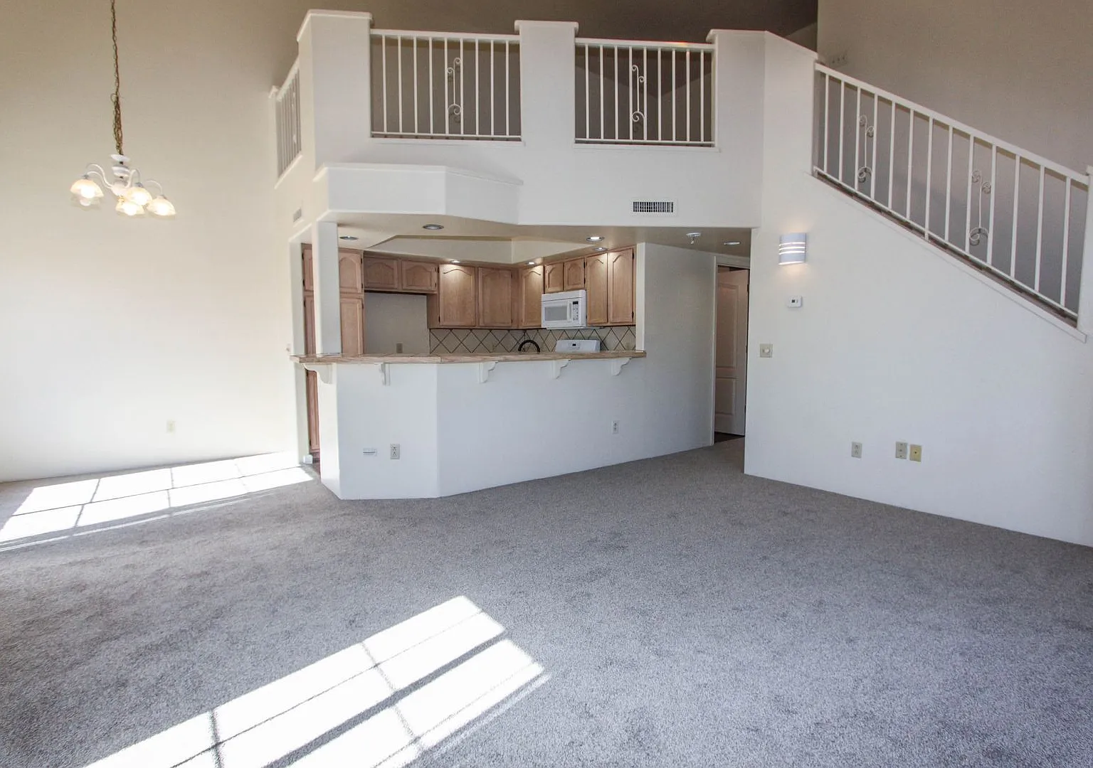 3249 N. Hedgewood Drive — Photo 4