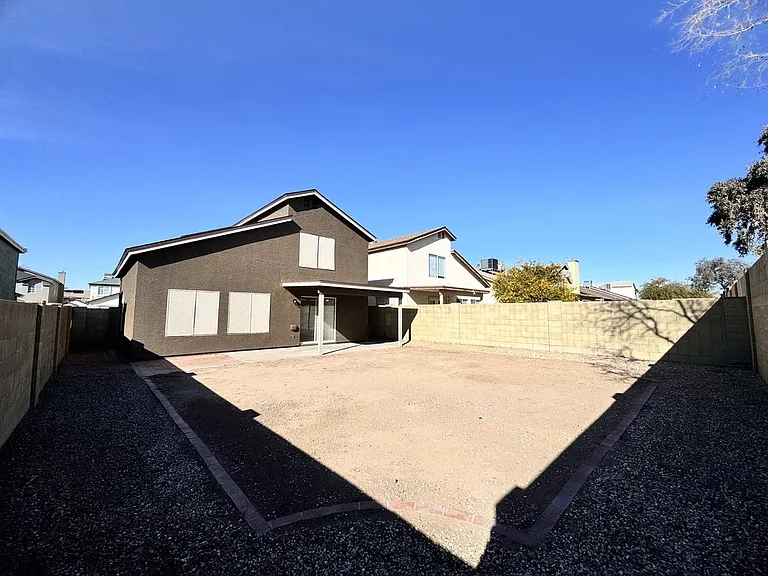 10453 N 76th Dr — Photo 37