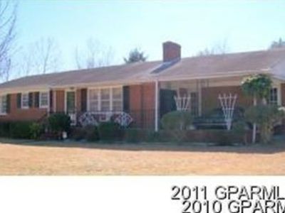 107 Fairlane Rd, Greenville, NC, 27834