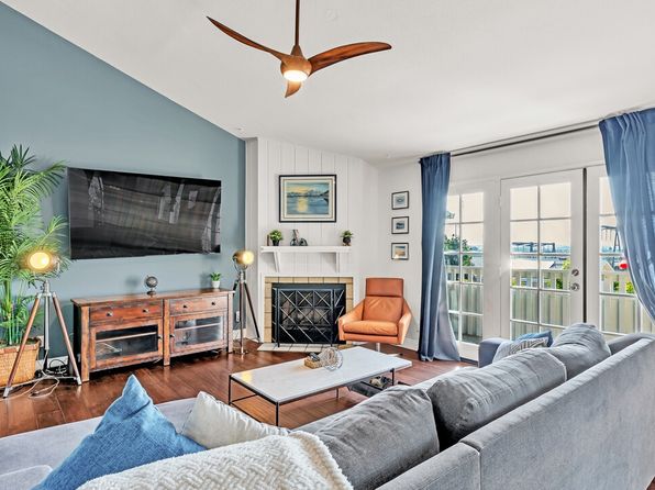 5653 Riley St APT 102