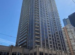 761 Bay St #708, Toronto, ON M5G2R2