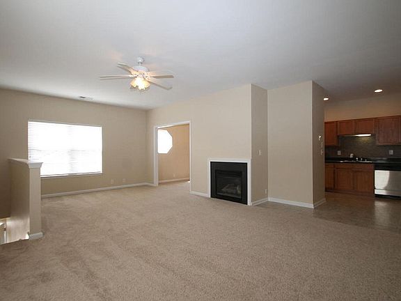 Main living area,open floor 