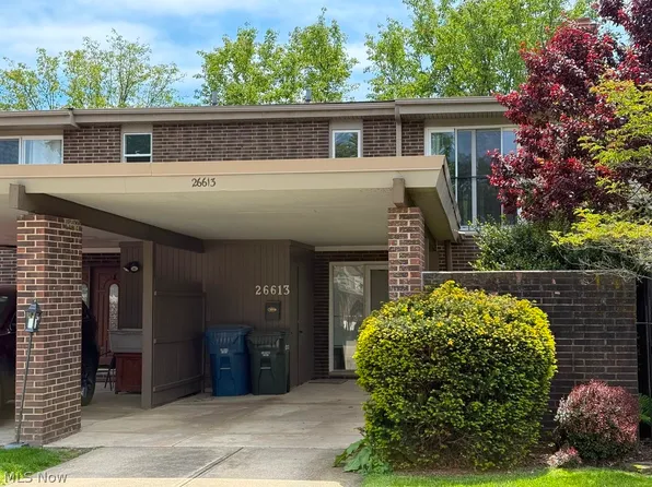 (undisclosed Address), Olmsted Falls, OH 44138