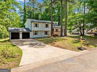 4058 Daron Ct, Ellenwood, GA 30294