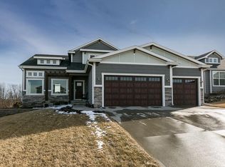 16014 N Valley Dr, Urbandale, IA 50323