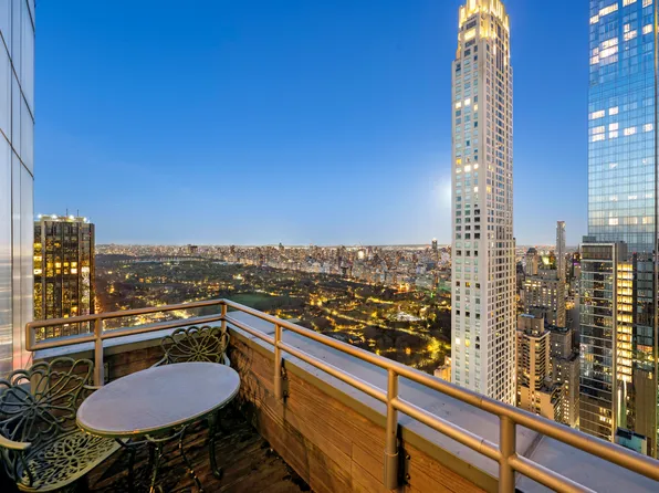 301 West 57th Street image 11 of 13