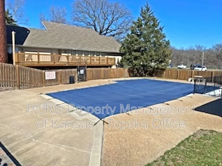 10903 Gillette St — Photo 22