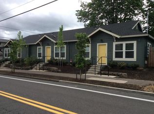 7956 E Burnside St, Portland, OR 97215