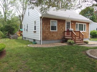 14 Cambo St, Brockton, MA 02301