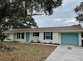 381 Falkland Rd, Venice, FL 34293