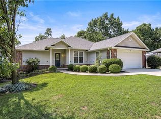 19 Loftus Dr, Bella Vista, AR 72714