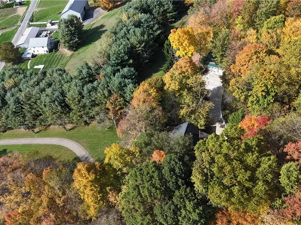 2639 Township Road 414, Dundee, OH 44624