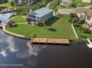 5643 Jobeth Dr, New Port Richey, FL 34652