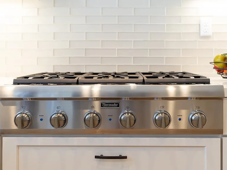 650 Sandside Ct — Photo 15