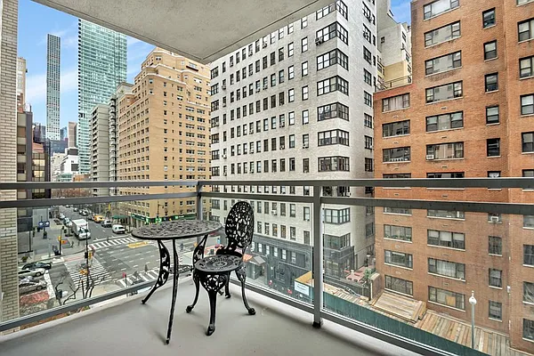 Sold by Alexander Anderson Real Estate Group | media 6