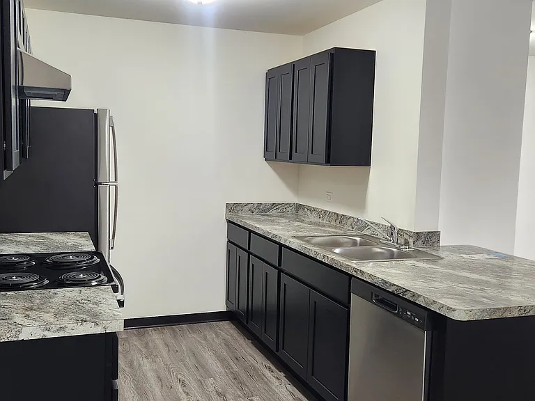 The Residence at Fox Meadows — Photo 24