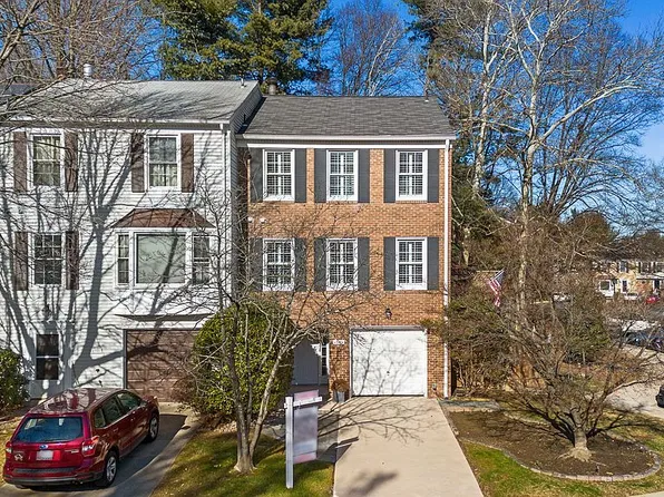 1349 Carlsbad Dr, Gaithersburg, MD 20879