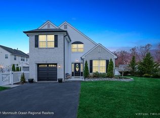 15 Ashleigh Dr, Hazlet, NJ 07730