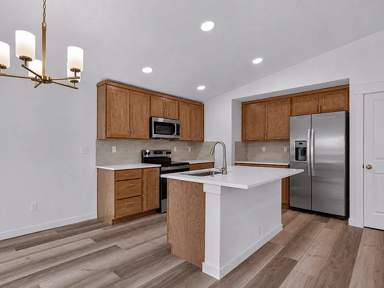 21444 Livingston Dr — Photo 12