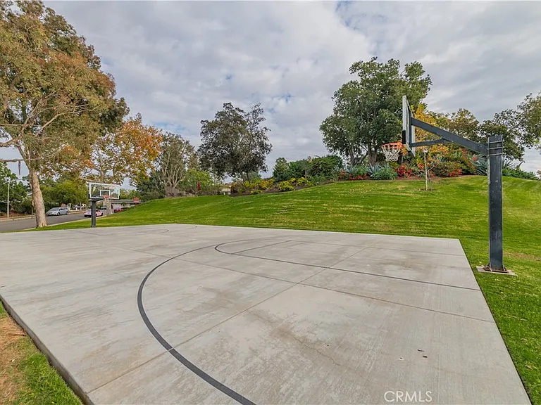 19112 Biddle Dr — Photo 29