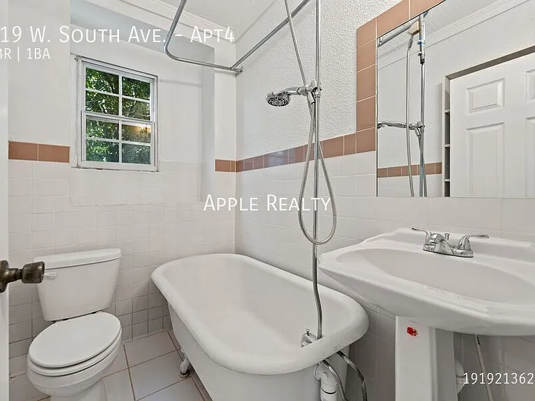 219 W South Ave #4 — Photo 11