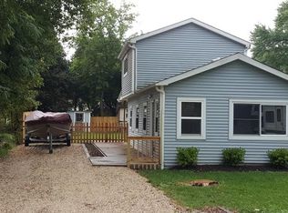 5225 Cleveland Dr, McHenry, IL 60050