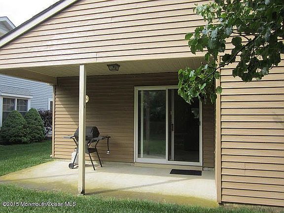 3rd image of 1585 Alpen Ln