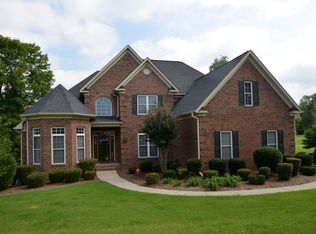 5802 Diercrest Ct, Oak Ridge, NC 27310