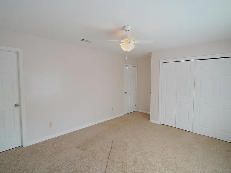 3178 N Ridge Rd #1 — Photo 16
