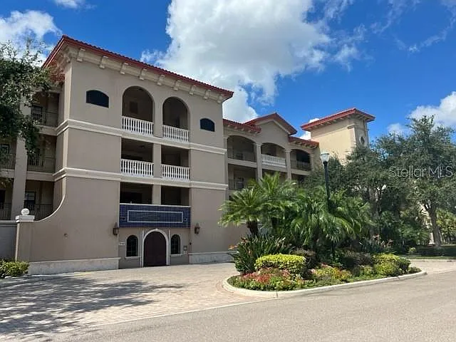 7710 Lake Vista Ct #303