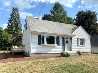 11 Circle Dr, Enfield, CT 06082