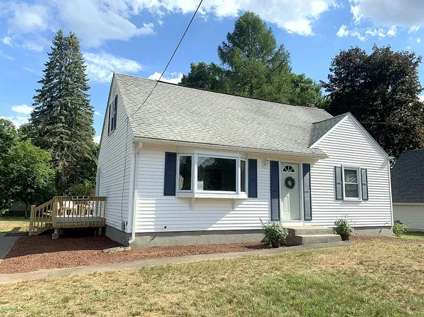 11 Circle Dr, Enfield, CT 06082