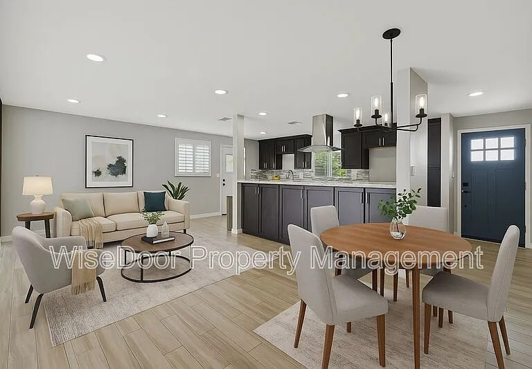 387 E Nubia St — Photo 5