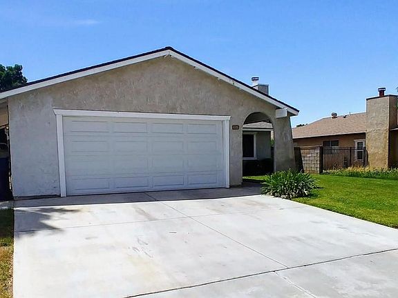 2nd image of 1054 Herzel Ave