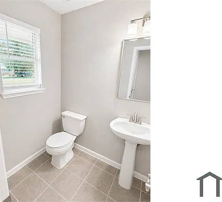 4 bed, 2000 sqft, $2,400 — Photo 4