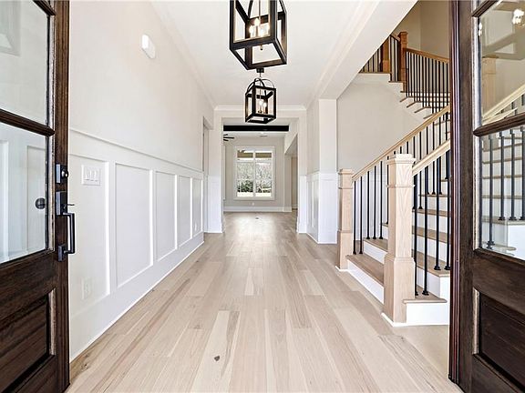 2nd image of 231 Aberdeen Way