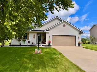 6304 Rockingham Pl, Saginaw, MI 48603