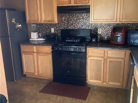 3rd image of 1759 Broad River Rd