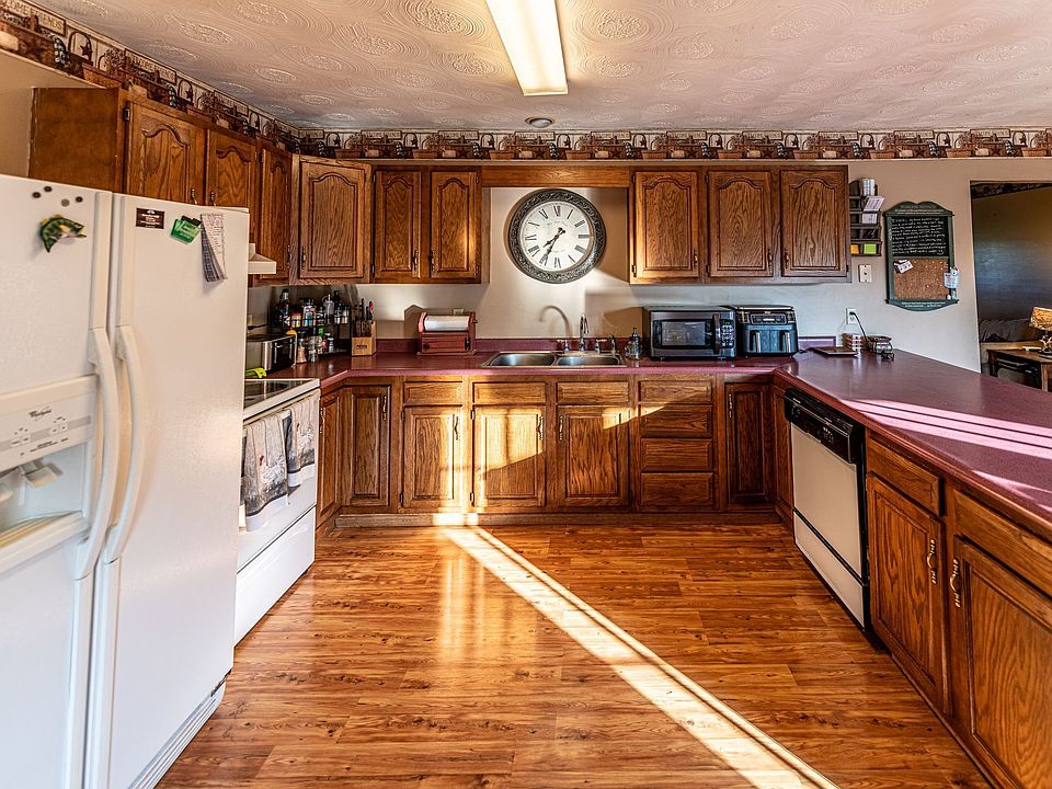 69 Holiday Ln, Blanchester, OH 45107 MLS 1784555 Zillow