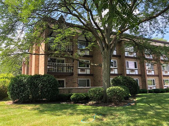 2nd image of 320 Claymoor APT 3A
