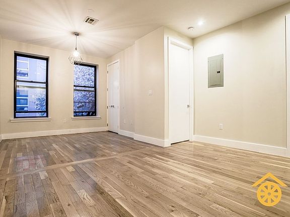 3rd image of 148 Evergreen Ave APT 2B