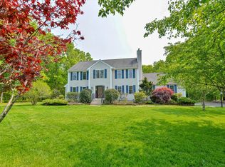 18 Sand Castle Ln, Bellingham, MA 02019