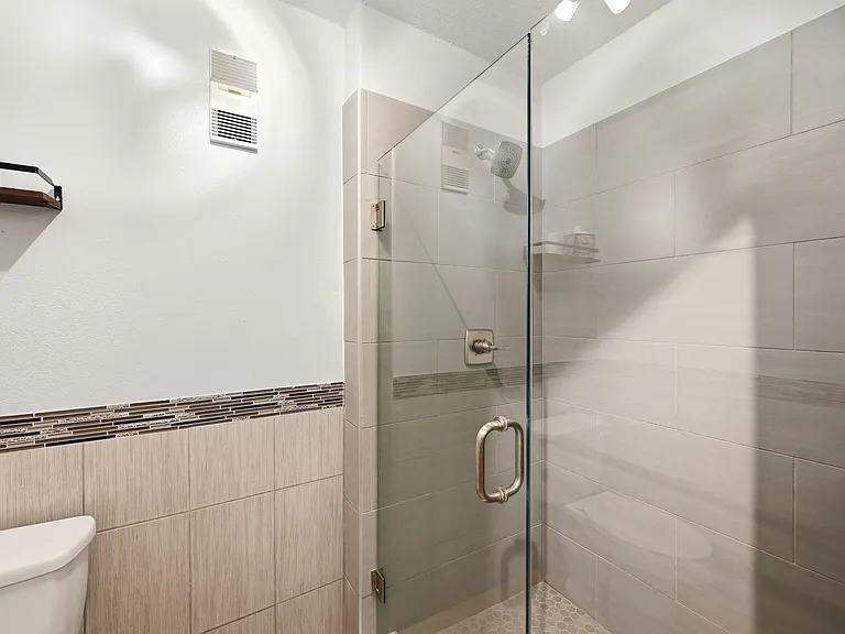 4410 Bar Harbor Dr — Photo 5